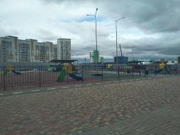 ДО АНО "Антошка" ул.Строителей, Студенческая, северная часть города 
Спортивная (игровая) площадка